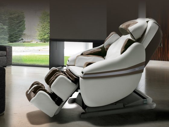 The Inada Dreamwave Massage Chair 1