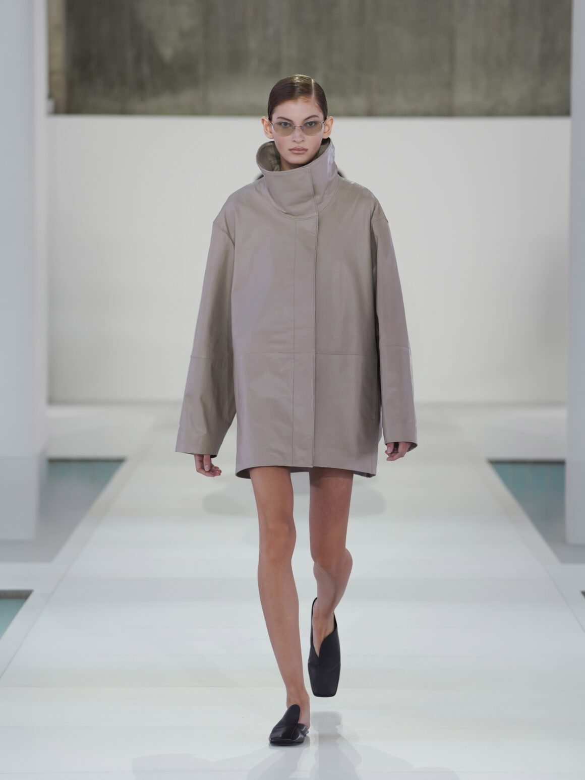 COS Stages a Cinematic Debut in Seoul with Its Spring Summer 2026 Collection 6 COS Runway 2026 - Seoul Korea