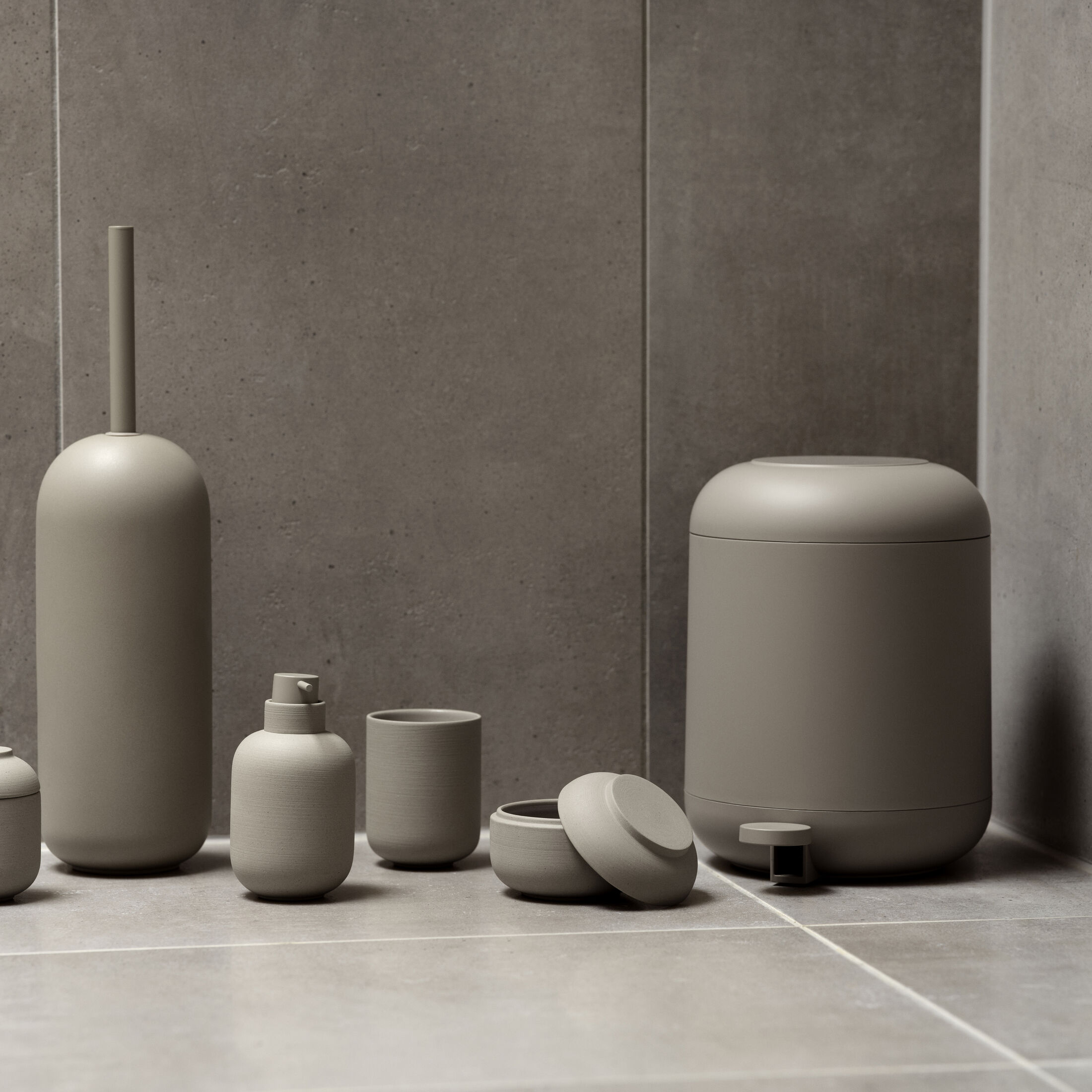 Zone Denmark Bath: Scandinavian Bathroom Accessories for the Australian space 3 Zone Denmark bathroom accessories - Sensu pedal bin lifestyle