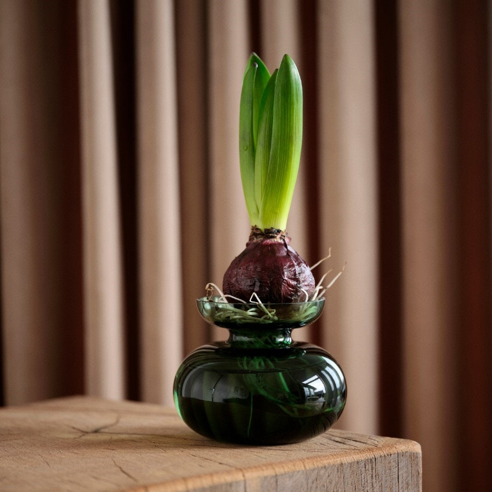 Zone Inu Vase: The Danish Mini Vase That Doubles as a Candleholder 5 Zone Inu Vase close-up showing mouth-blown glass texture and colour variation